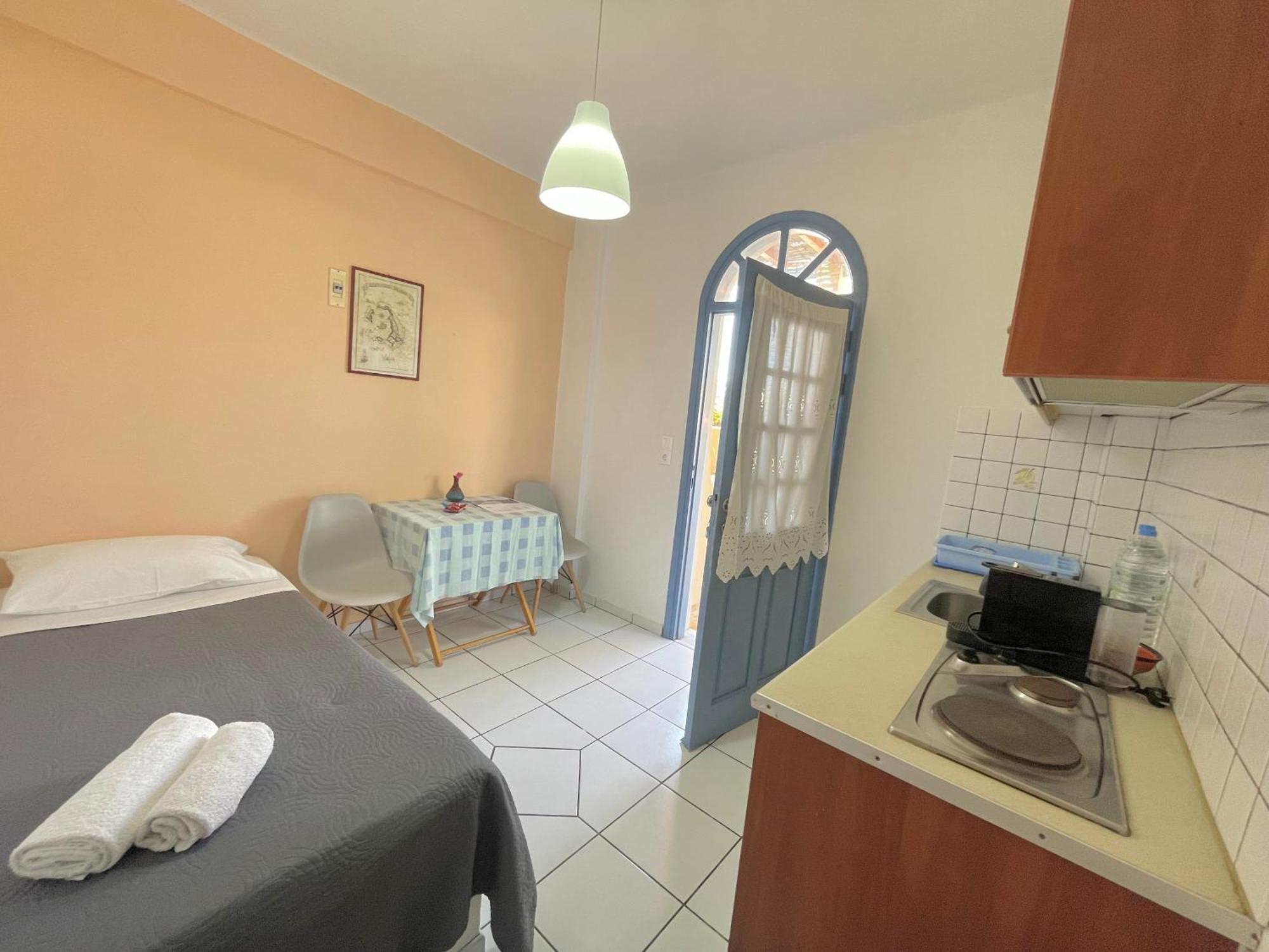 פריבולוס Asterias Mini Coastal Apartments מראה חיצוני תמונה
