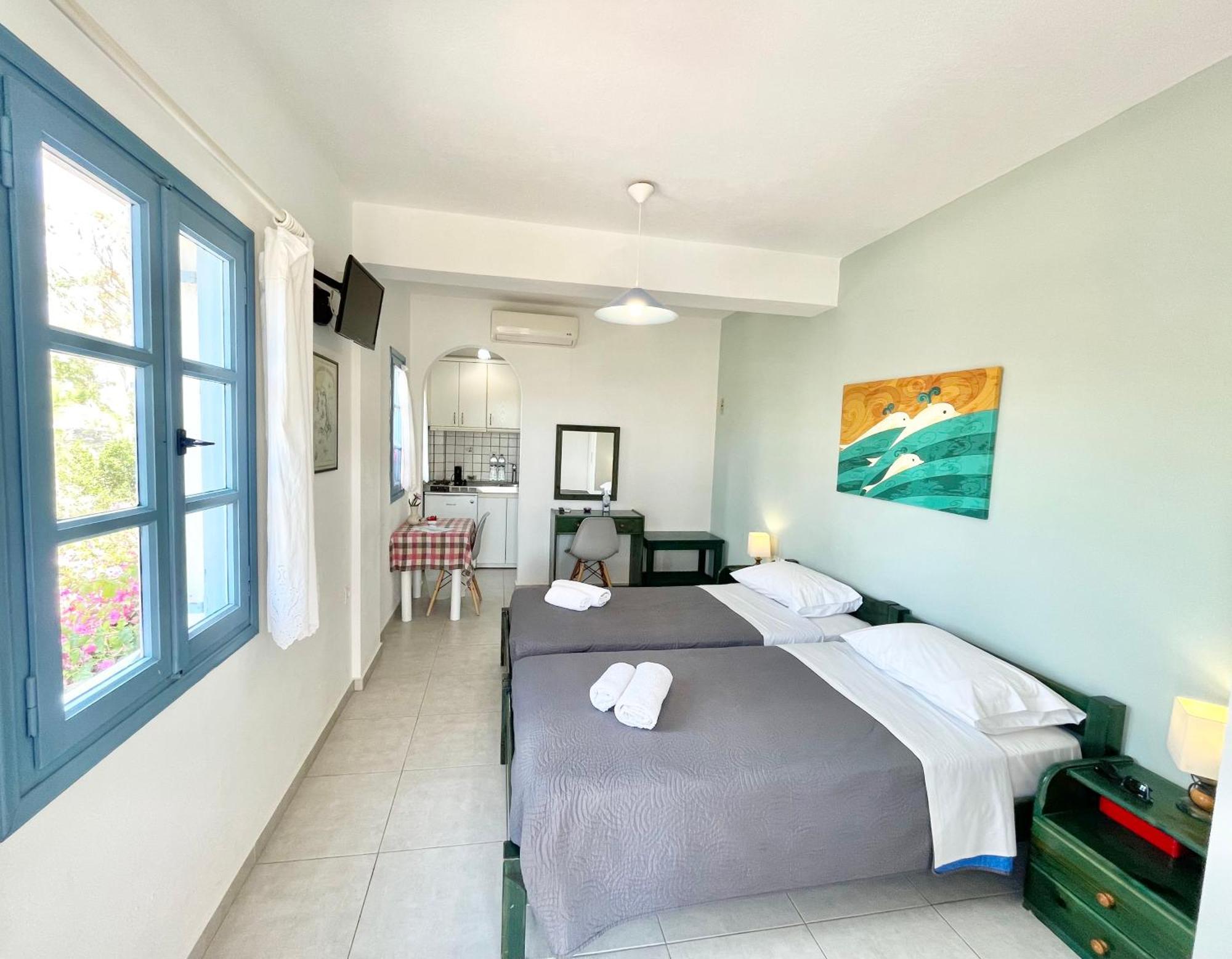 פריבולוס Asterias Mini Coastal Apartments מראה חיצוני תמונה