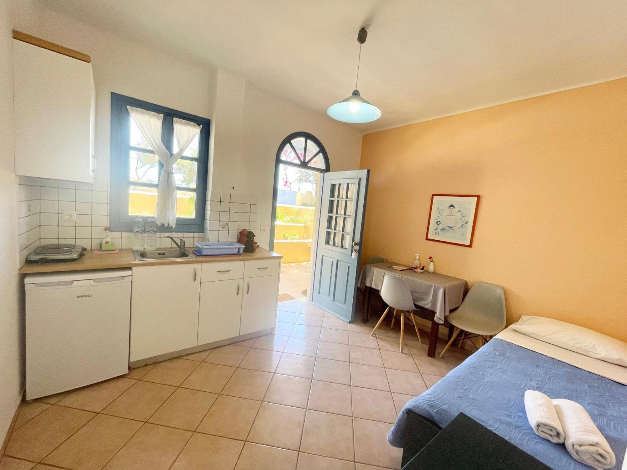 פריבולוס Asterias Mini Coastal Apartments מראה חיצוני תמונה